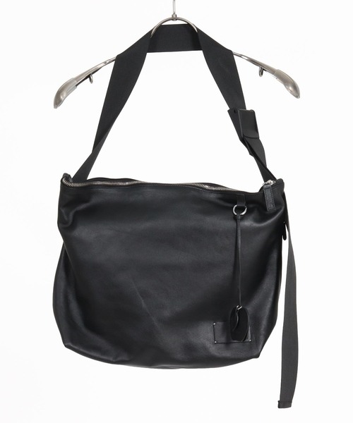 ADAM PATEK(アダムパテック)の「mko13958-w-r leather medium shoulder bag ショルダーバッグ(AP2629020)(ショルダーバッグ・メンズ・ブラック・FREE)」の7枚目の写真