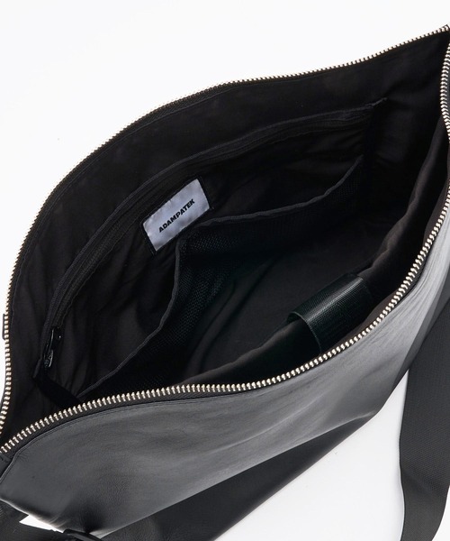 ADAM PATEK(アダムパテック)の「mko13958-w-r leather medium shoulder bag ショルダーバッグ(AP2629020)(ショルダーバッグ・メンズ・ブラック・FREE)」の12枚目の写真