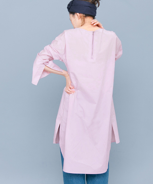 KBF（ケイビーエフ）の「KBF フロントタックワイドカフスチュニック（チュニック・レディース・ホワイト/ライトベージュ/ライラック・ONE）」の21枚目の写真