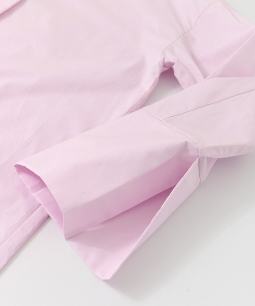 KBF（ケイビーエフ）の「KBF フロントタックワイドカフスチュニック（チュニック・レディース・ホワイト/ライトベージュ/ライラック・ONE）」の16枚目の写真