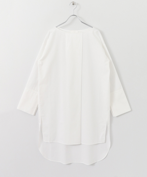 KBF（ケイビーエフ）の「KBF フロントタックワイドカフスチュニック（チュニック・レディース・ホワイト/ライトベージュ/ライラック・ONE）」の12枚目の写真