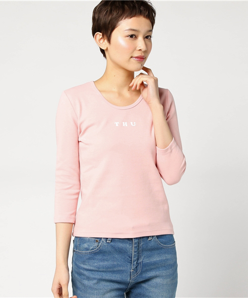 SLY（スライ）の「WEEK LOGO 7分袖 TOPS（Tシャツ/カットソー・レディース・ネイビー/ライトピンク/ブラック/ライトブルー/ホワイト/レッド/ライトイエロー・2/1）」の15枚目の写真