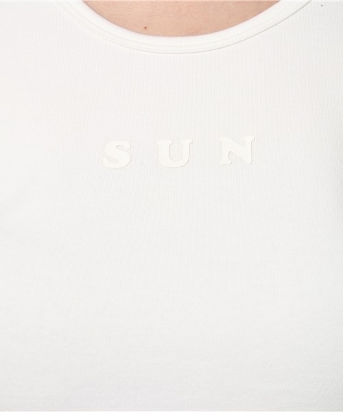 SLY（スライ）の「WEEK LOGO 7分袖 TOPS（Tシャツ/カットソー・レディース・ネイビー/ライトピンク/ブラック/ライトブルー/ホワイト/レッド/ライトイエロー・2/1）」の18枚目の写真