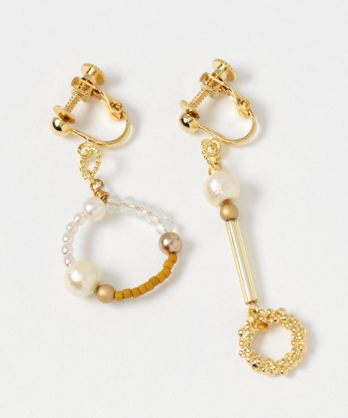 TONE SELECT GOODS(トーンセレクトグッズ)の「【nocca】asymmetry wreathe earring(イヤリング・レディース・グリーン系その他/ゴールド系その他/その他2/その他/その他1・FREE)」の3枚目の写真