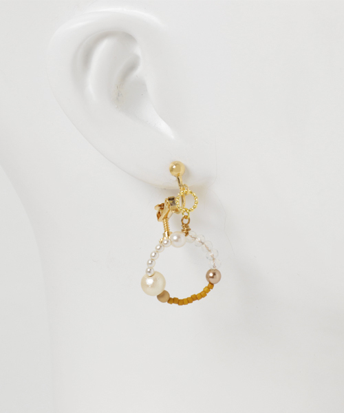 TONE SELECT GOODS(トーンセレクトグッズ)の「【nocca】asymmetry wreathe earring(イヤリング・レディース・グリーン系その他/ゴールド系その他/その他2/その他/その他1・FREE)」の7枚目の写真