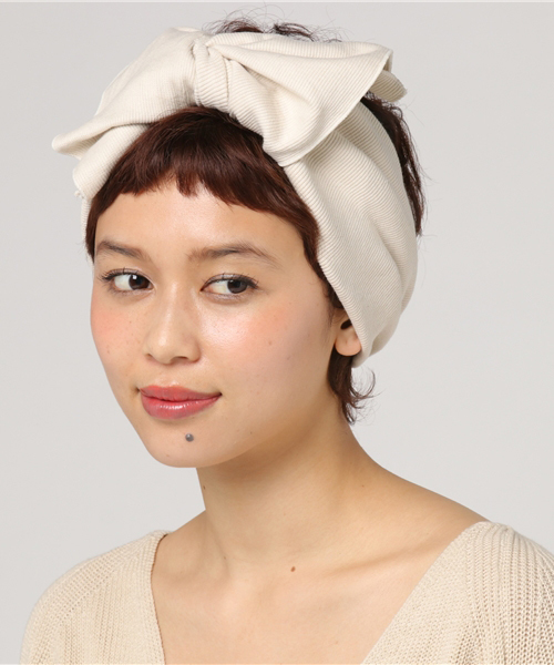 dictionary（ディクショナリー）の「【dictionary / ディクショナリー】スパンリブ ビッグリボン ワイドヘアバンド 「ターバン」（ヘアバンド・レディース・ブラック/ライトベージュ/グレー/ネイビー/ブラック系その他2/ブルー系その他2/カーキ/ブラック系その他3/ホワイト/パープル/グリーン/アイボリー・FREE）」の8枚目の写真