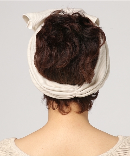 dictionary（ディクショナリー）の「【dictionary / ディクショナリー】スパンリブ ビッグリボン ワイドヘアバンド 「ターバン」（ヘアバンド・レディース・ブラック/ライトベージュ/グレー/ネイビー/ブラック系その他2/ブルー系その他2/カーキ/ブラック系その他3/ホワイト/パープル/グリーン/アイボリー・FREE）」の14枚目の写真