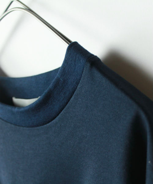 L&HARMONY(エルアンドハーモニー)の「ハイクルーネックポケットロングスリーブTシャツ(Tシャツ/カットソー・レディース・ホワイト/グレー/ネイビー・FREE)」の20枚目の写真