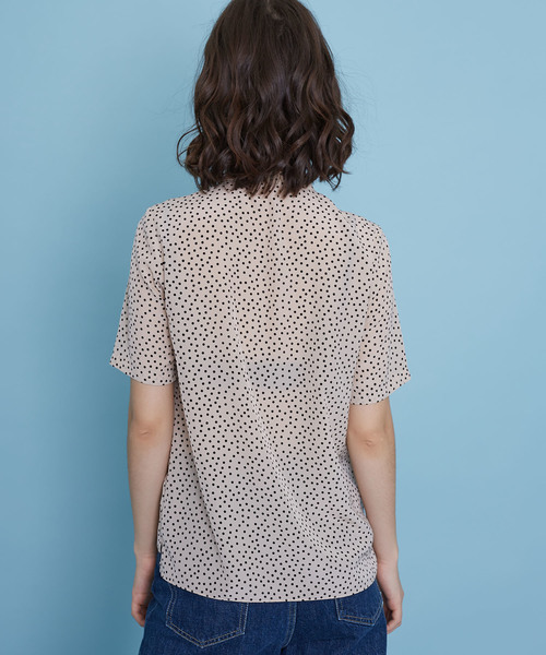 UNITED TOKYO（ユナイテッドトウキョウ）の「ドットブラウス（シャツ/ブラウス・レディース・ベージュ/ブラック・1）」の6枚目の写真