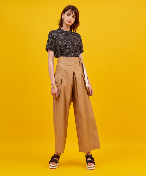 UNITED TOKYO（ユナイテッドトウキョウ）の「ドットブラウス（シャツ/ブラウス・レディース・ベージュ/ブラック・1）」の11枚目の写真