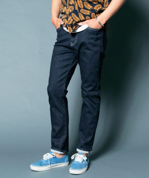 Magine（マージン）の「NO.35 SLIM WASHED INDIGO DENIM：NO.35スリムウォッシュド インディゴデニム（デニムパンツ・メンズ・インディゴブルー・44/48/46）」の3枚目の写真