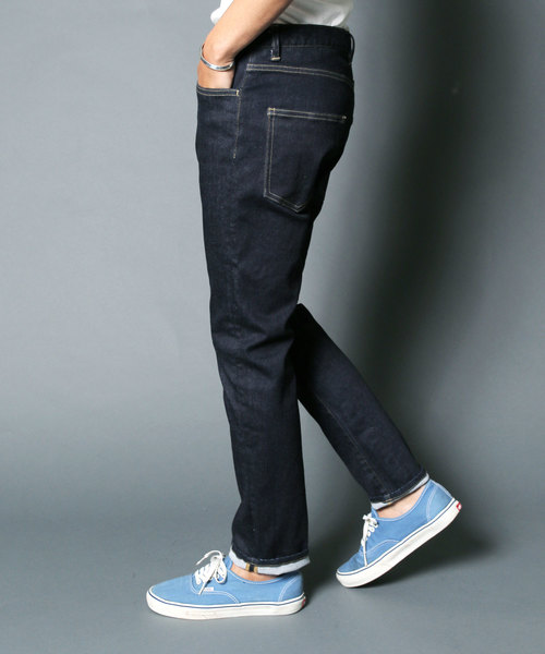 Magine（マージン）の「NO.35 SLIM WASHED INDIGO DENIM：NO.35スリムウォッシュド インディゴデニム（デニムパンツ・メンズ・インディゴブルー・44/48/46）」の8枚目の写真