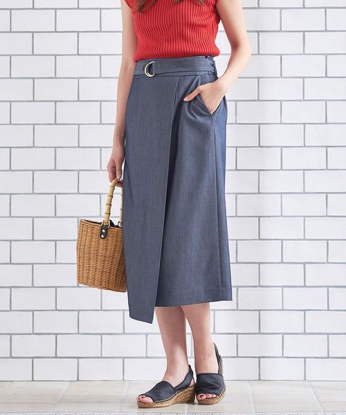 le.coeur blanc（ルクールブラン）の「リヨセルベルテッドラップスカート（スカート・レディース・ベージュ/ブラウン/ネイビー・38/36）」の4枚目の写真