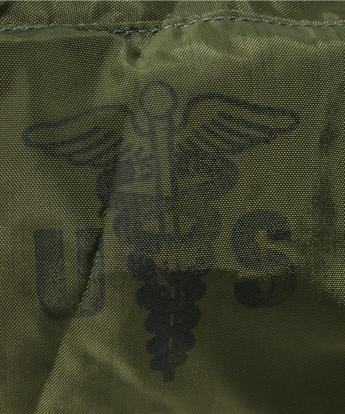 BEAMS BOY（ビームスボーイ）の「BEAMS BOY / デッドストック USメディカルBAG（ショルダーバッグ・レディース・オリーブ・ONE SIZE）」の5枚目の写真