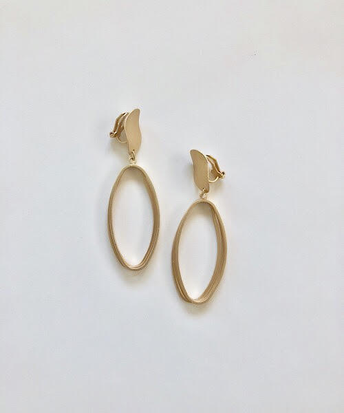 TIMELESS&THREE（タイムレスアンドスリー）の「メタルイヤリング（イヤリング・レディース・A/B/C/D/E/F/G/H/I/J/K/L/M/N/O/P/S/V/W/R/T/U/Q/X/その他1/Y/Z/その他2/その他3/その他4/その他5/その他6/その他7/その他8/その他9・FREE）」の15枚目の写真