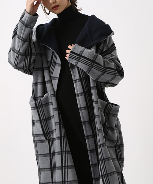 ●残り1点● AZUL by moussy/フリースリバーシブルフードコート/S AZUL BY MOUSSY フリースリバーシブルフードコート ブラック
