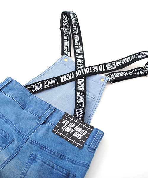 ZIDDY（ジディ）の「ZIDDY/ストレッチデニム肩紐ロゴサロペット  