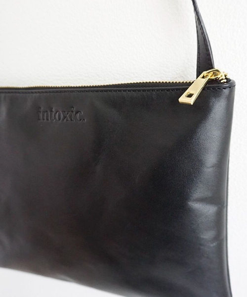intoxic.（イントキシック）の「intoxic イントキシック 【RESONATES】 "blame"（ショルダーバッグ・レディース・ブラック・FREE）」の7枚目の写真