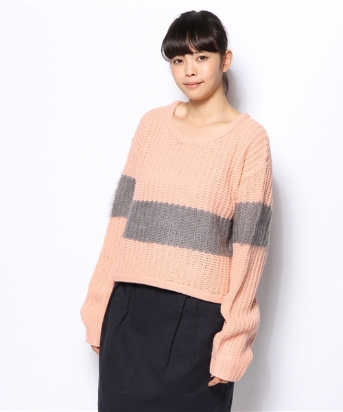 mystic(ミスティック)の「モヘアショート切替プルオーバー(ニット/セーター・レディース・ブラック/ブルー/グレー/ピンク・フリ-)」の3枚目の写真