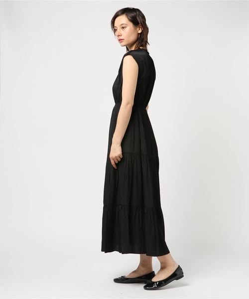 archives（アルシーヴ）の「シャーリングNティアードマキシドレス（ワンピース・レディース・ブラック/ベージュ/パープル・MEDIUM）」の5枚目の写真