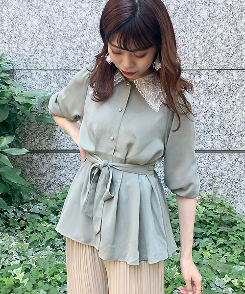 apres jour（アプレジュール）の「オーガンジーレース襟ブラウス【ZOZOTOWN限定アイテム】（シャツ/ブラウス・レディース・ベージュ/ピンク/ライトグリーン・フリー）」の4枚目の写真