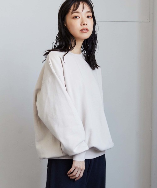 CRAFT STANDARD BOUTIQUE(クラフトスタンダードブティック)の「ガゼット付き裏毛ビッグプルオーバー*(Tシャツ/カットソー・レディース・ブラック/ベージュ系その他2/グリーン/アイボリー・M/L)」の2枚目の写真