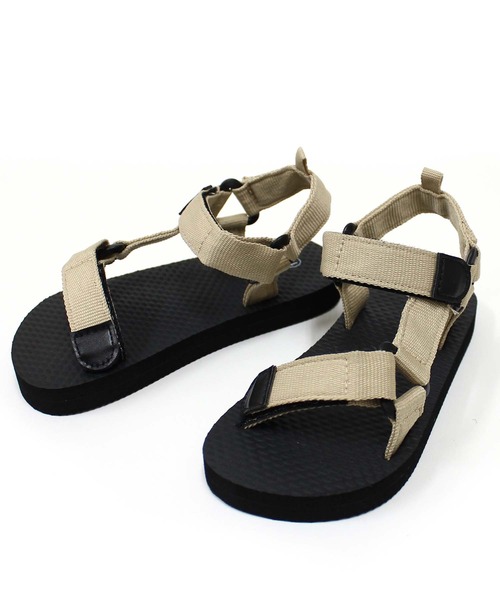 THE CASUAL（カジュアル）の「ストラップサンダル キッズ（サンダル・キッズ・ブルー/ブラック/レッド/ベージュ/カーキ/ブラウン/ブラウン系/ベージュ系/ブルー系/カーキ系/レッド系/ブラック系・17cm/18cm/20cm/21cm/19cm/22cm/16cm）」の6枚目の写真