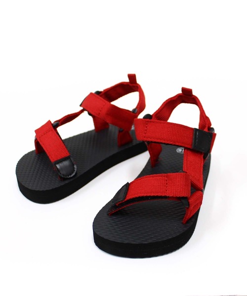 THE CASUAL（カジュアル）の「ストラップサンダル キッズ（サンダル・キッズ・ブルー/ブラック/レッド/ベージュ/カーキ/ブラウン/ブラウン系/ベージュ系/ブルー系/カーキ系/レッド系/ブラック系・17cm/18cm/20cm/21cm/19cm/22cm/16cm）」の12枚目の写真