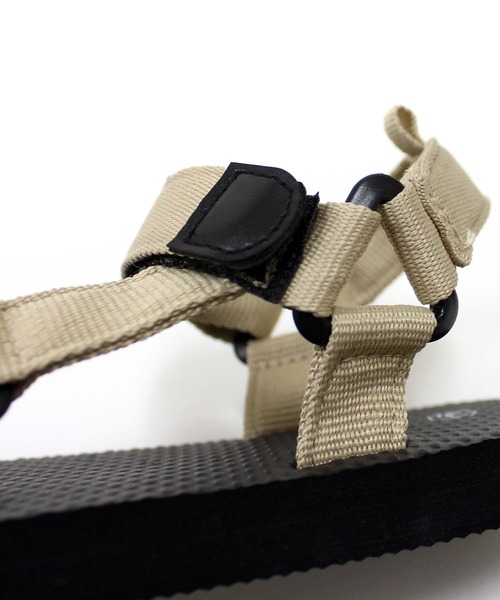 THE CASUAL（カジュアル）の「ストラップサンダル キッズ（サンダル・キッズ・ブルー/ブラック/レッド/ベージュ/カーキ/ブラウン/ブラウン系/ベージュ系/ブルー系/カーキ系/レッド系/ブラック系・17cm/18cm/20cm/21cm/19cm/22cm/16cm）」の19枚目の写真