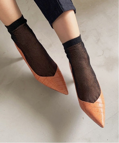 Ameri(アメリ)の「SHEER GLITTER PAIR SOCKS(ソックス/靴下・レディース・ブラック/レッド/イエロー・FREE)」の13枚目の写真