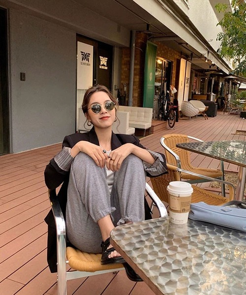 Girly Doll(ガーリードール)の「テーラードジャケット・パンツ セットアップ(セットアップ・レディース・ブラック/ベージュ/モカ/グレー・L/M)」の14枚目の写真