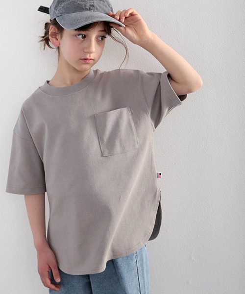 classicalelf（クラシカルエルフ）の「キッズ 綿100％USAコットン。ゆったりシルエットTee（Tシャツ/カットソー・キッズ・ブラック/オフホワイト/グレイッシュベージュ・130/140/150/160）」の3枚目の写真