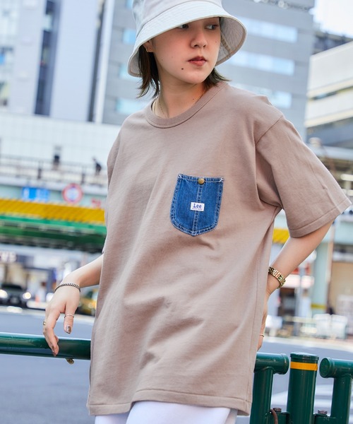 Lee(リー)の「Lee/リー DENIM POCKET S/S TEE ロゴピスネーム デニムポケット半袖Tシャツ(Tシャツ/カットソー・メンズ・ホワイト/ブラック/ラベンダー/ベージュ系その他/グリーン系その他・M/L/XL)」の4枚目の写真
