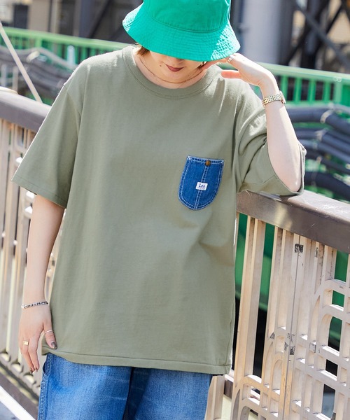 Lee(リー)の「Lee/リー DENIM POCKET S/S TEE ロゴピスネーム デニムポケット半袖Tシャツ(Tシャツ/カットソー・メンズ・ホワイト/ブラック/ラベンダー/ベージュ系その他/グリーン系その他・M/L/XL)」の2枚目の写真