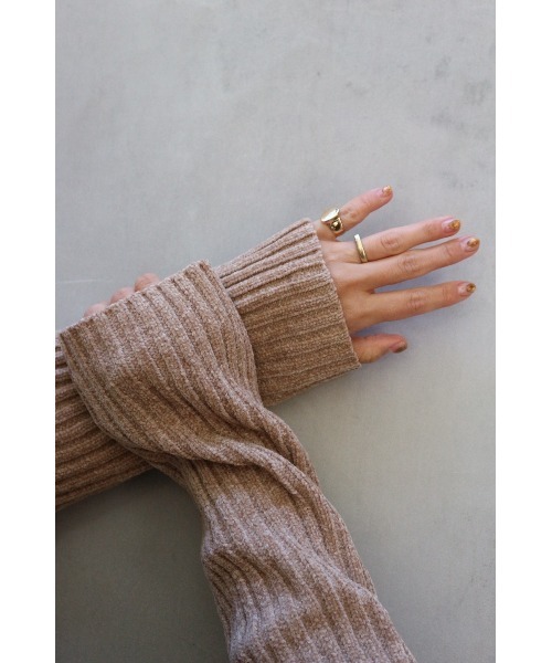 TRUNC(トランクエイティーエイト)の「Rib Mogol Yarn Knit TOPS(ニット/セーター・レディース・ネイビー/ベージュ・FREE)」の21枚目の写真