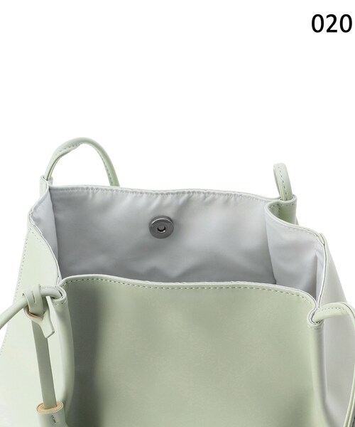 pink adobe（ピンクアドベ）の「◆タッセル付き ショルダーバッグ（トートバッグ・レディース・ライトベージュ/グレー系/サンドベージュ/ブラック/ブラウン系9/グリーン系・00）」の17枚目の写真