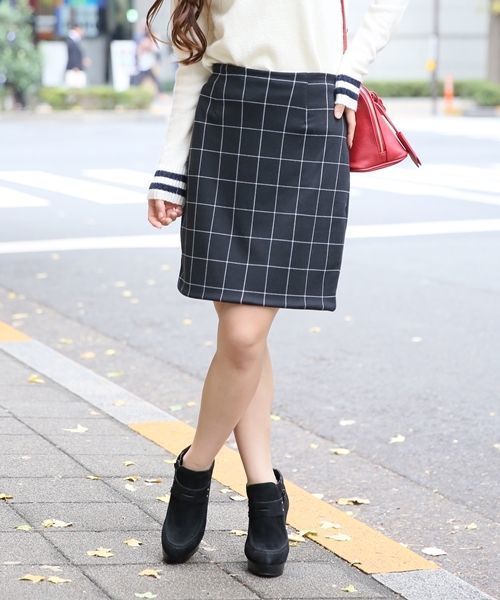 Heather（ヘザー）の「リバーシブルイージータイトスカート　554544（スカート・レディース・ホワイト×ブラック/グリーン系その他/ライトカーキ/ブルー系その他/ホワイト系その他/レッド系その他・FREE）」の3枚目の写真