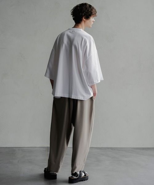 shiki tokyo（シキトウキョウ）の「Double Roll Wide Easy Pants / ダブルロールワイドイージーパンツ（その他パンツ・メンズ・チャコールグレー/オフホワイト/グレイッシュベージュ・SMALL/MEDIUM/LARGE）」の17枚目の写真