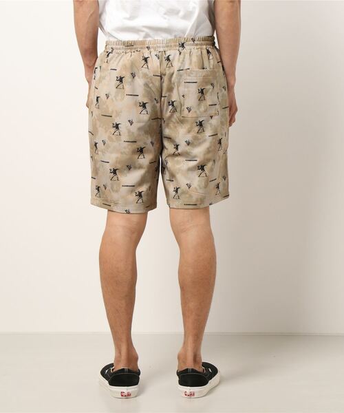 JUGLANS(ユグランス)の「【BRANDALISED】Banksy Pattern Print Shorts/Banksyプリントショーツ/メンズ(その他パンツ・メンズ・グレー/ベージュ・L/M/XL)」の4枚目の写真