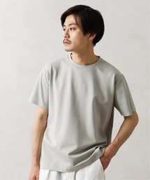 コンパクトポンチショートスリーブクルーネック
