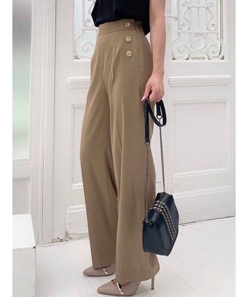 RESEXXY（リゼクシー）の「フロントボタンセミワイドパンツ【セットアップ着用可能】（その他パンツ・レディース・ベージュ/ブラウン/グリーン・FREE）」の2枚目の写真