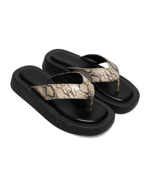 atmos pink（アトモスピンク）の「atmos pink トングサンダル（サンダル・レディース・ホワイト/アニマル/ブラック・M/S/L）」の6枚目の写真