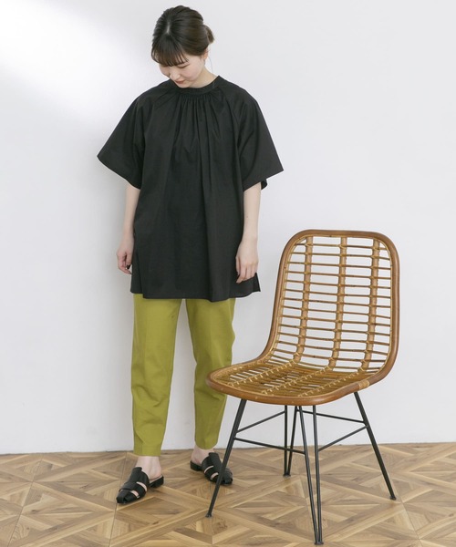 UR Lab.（アーバンリサーチラボ）の「バックリボンオーバーブラウス（シャツ/ブラウス・レディース・ブラック/ブラウン/オフホワイト・FREE）」の4枚目の写真