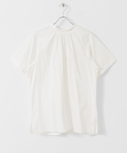 UR Lab.（アーバンリサーチラボ）の「バックリボンオーバーブラウス（シャツ/ブラウス・レディース・ブラック/ブラウン/オフホワイト・FREE）」の21枚目の写真