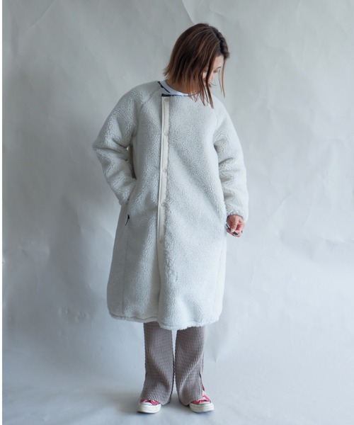 MANASTASH（マナスタッシュ）の「MANASTASH/マナスタッシュ　W's  MT. GORILLA LONG JKT '21　ウィメンズ　マウントゴリラ　ロングジャケット　フリース（ノーカラーコート・レディース・ライトブラウン/ナチュラル/ブラック/オリーブ・MEDIUM）」の3枚目の写真