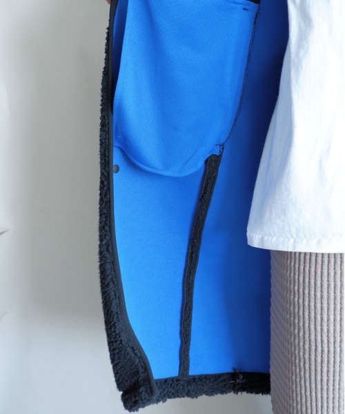 MANASTASH（マナスタッシュ）の「MANASTASH/マナスタッシュ　W's  MT. GORILLA LONG JKT '21　ウィメンズ　マウントゴリラ　ロングジャケット　フリース（ノーカラーコート・レディース・ライトブラウン/ナチュラル/ブラック/オリーブ・MEDIUM）」の5枚目の写真