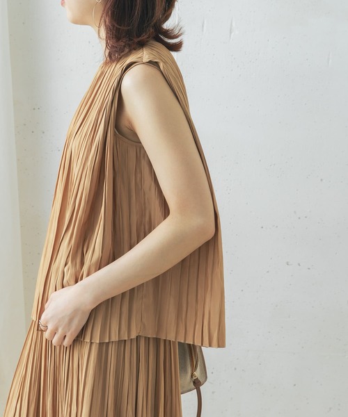 URBAN RESEARCH ROSSO WOMEN（アーバンリサーチ　ロッソ）の「シアープリーツブラウス（シャツ/ブラウス・レディース・オレンジ/グレー系その他/パープル系その他・FREE）」の4枚目の写真