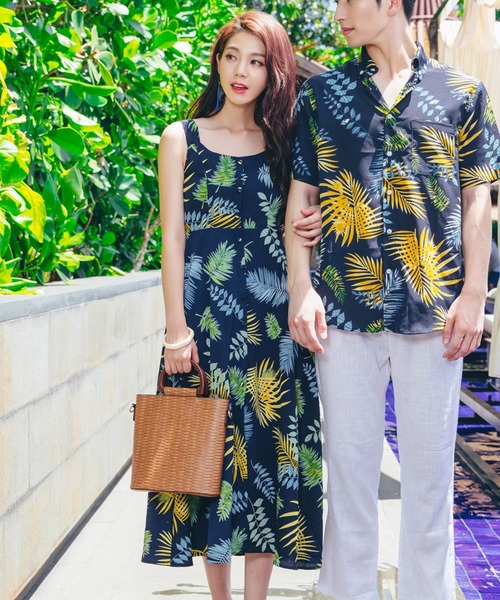 TeddyShop(テディショップ)の「レディース ボタニカル柄バックリボンサマードレスワンピ(ワンピース・レディース・ネイビー・ONE SIZE)」の4枚目の写真