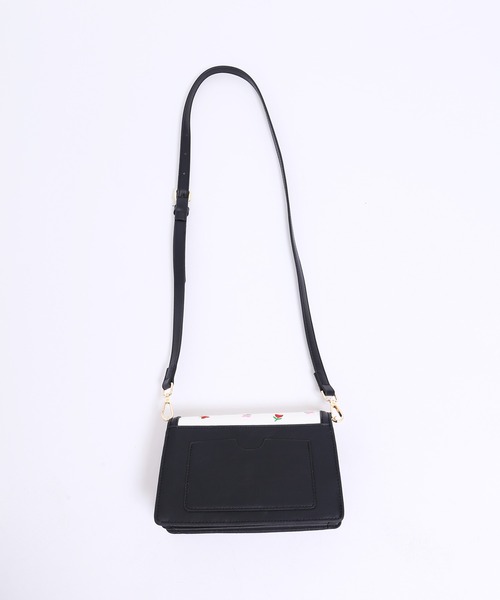 WC（ダブル シー）の「フラワー刺繍スクエアBAG（ショルダーバッグ・レディース・ホワイト/ブラック・FREE）」の12枚目の写真