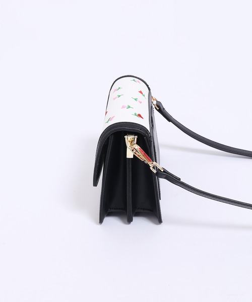 WC（ダブル シー）の「フラワー刺繍スクエアBAG（ショルダーバッグ・レディース・ホワイト/ブラック・FREE）」の15枚目の写真